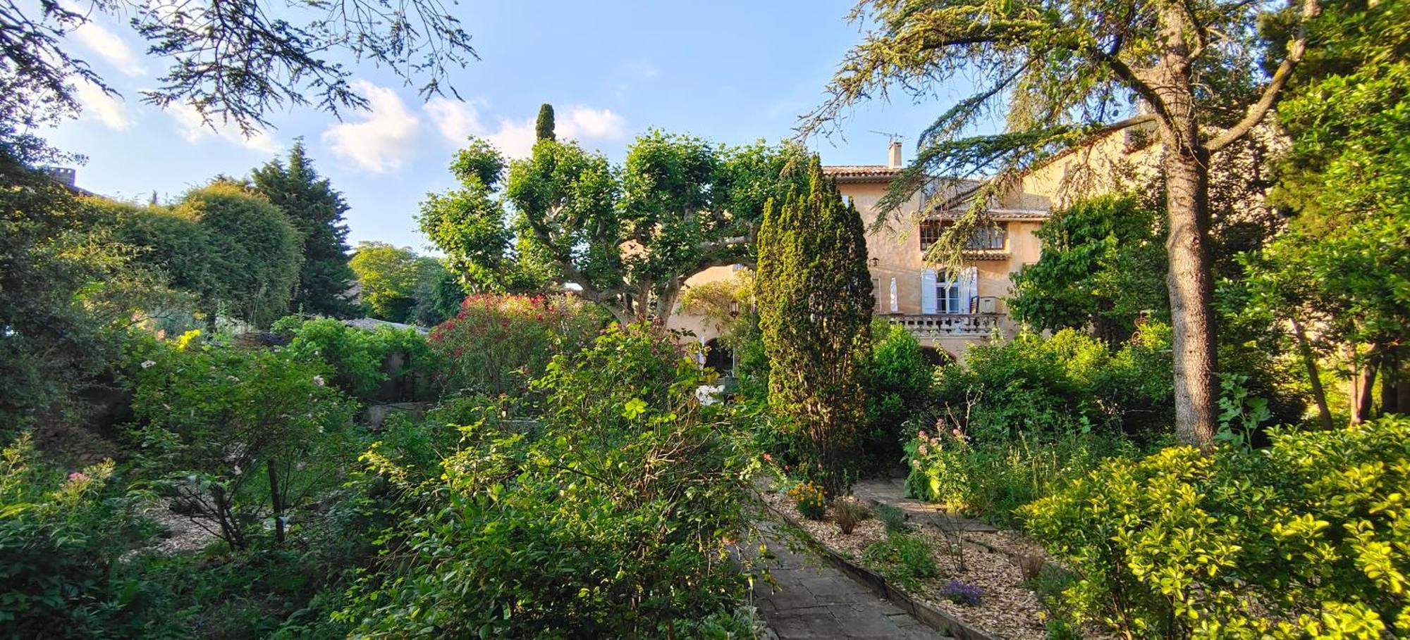 Rue Du Chateau A Cabrieres D'Avignon Bed and Breakfast Eksteriør billede