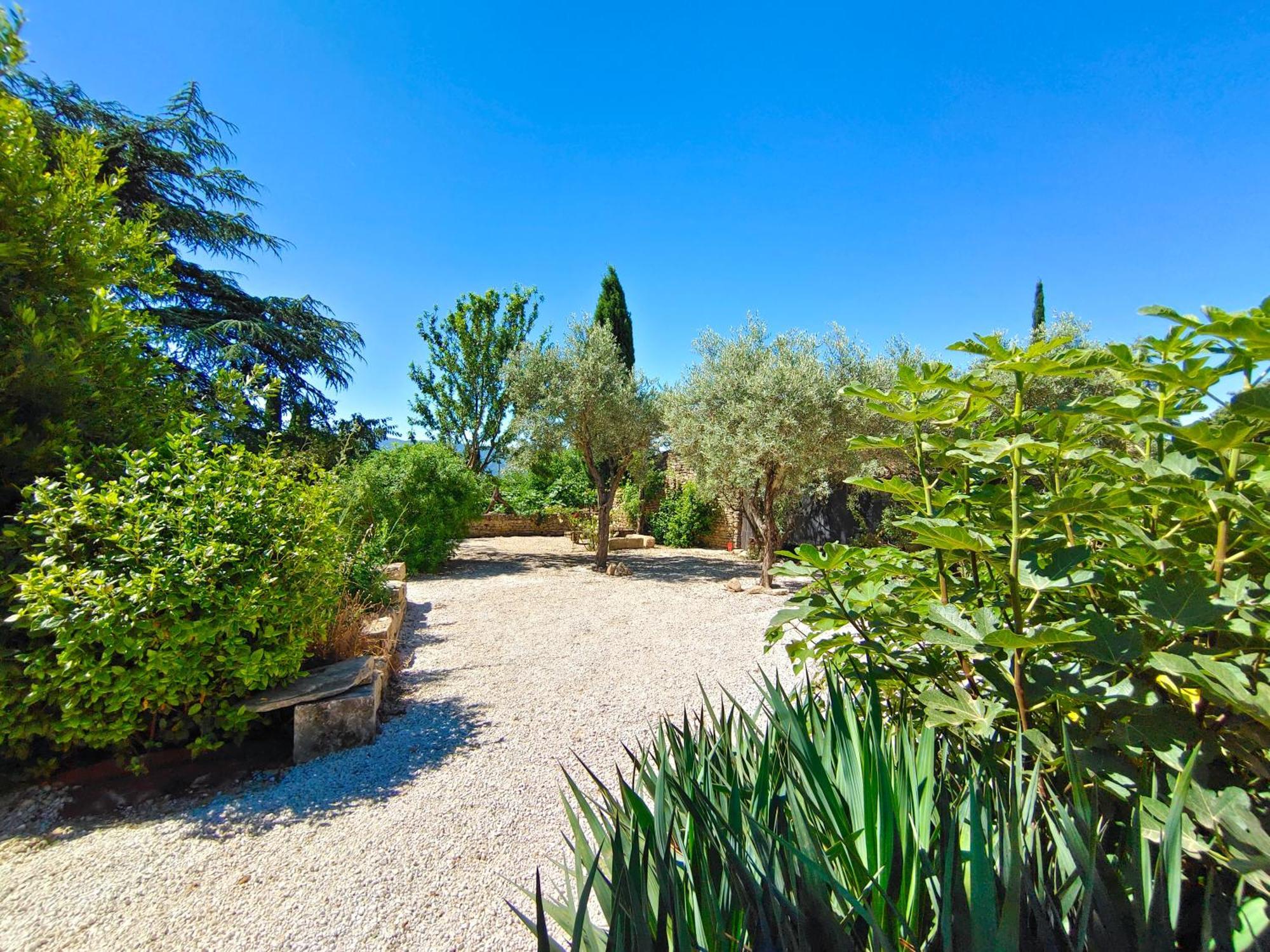 Rue Du Chateau A Cabrieres D'Avignon Bed and Breakfast Eksteriør billede